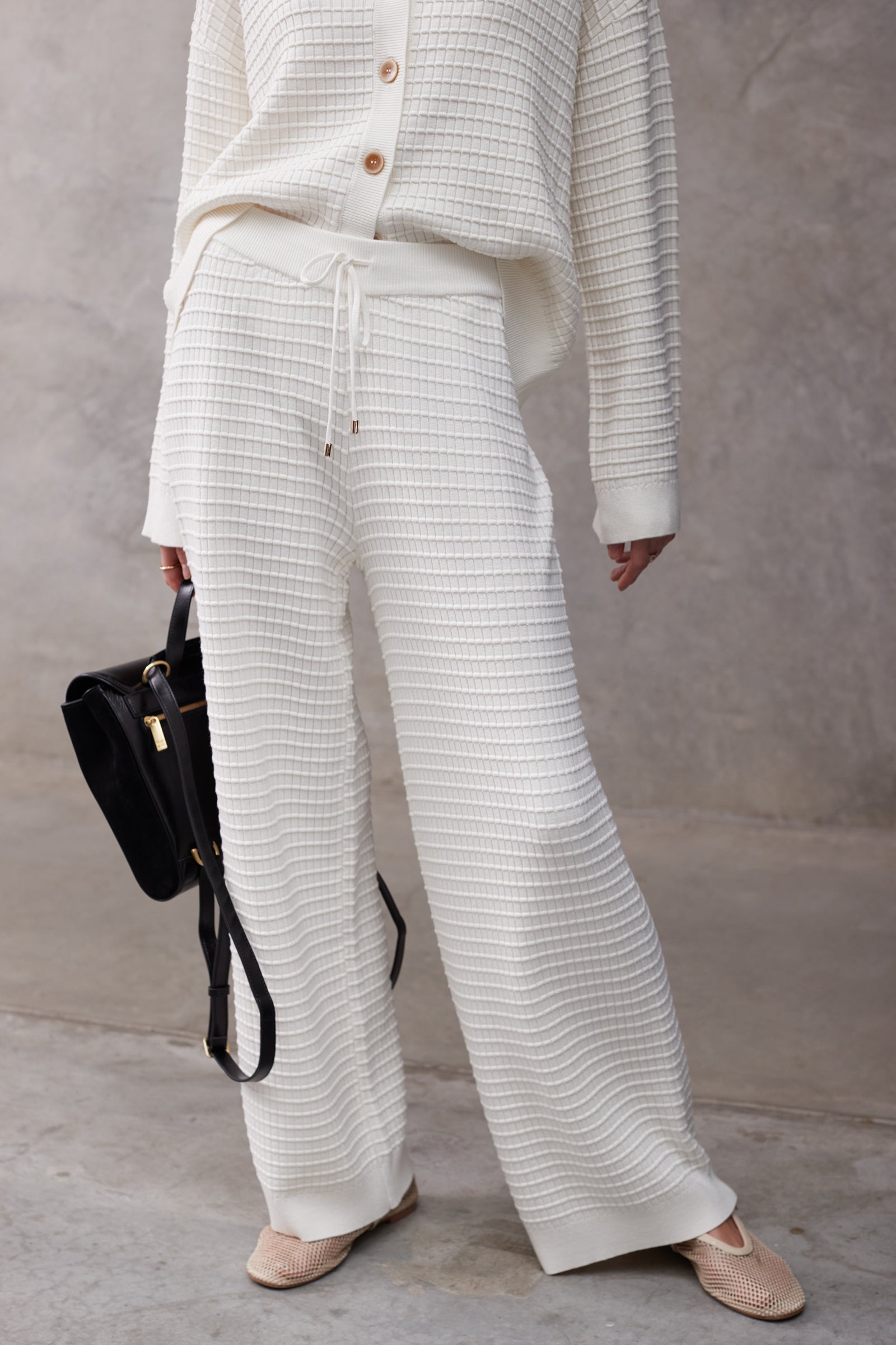 THE LONIE KNIT PANTS