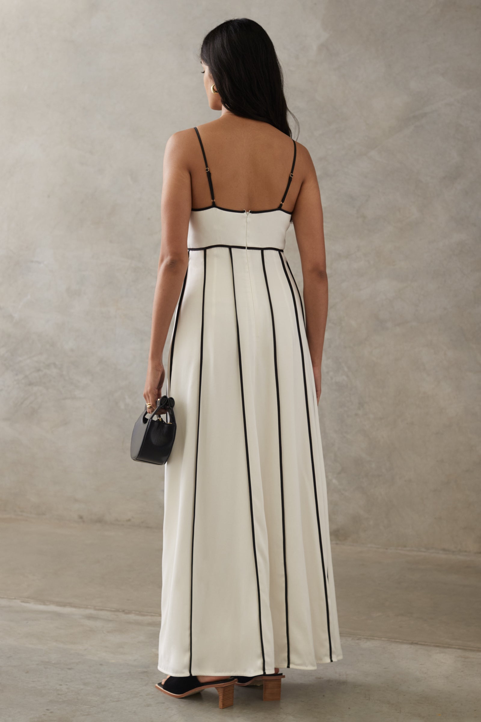 THE ODELE DRESS