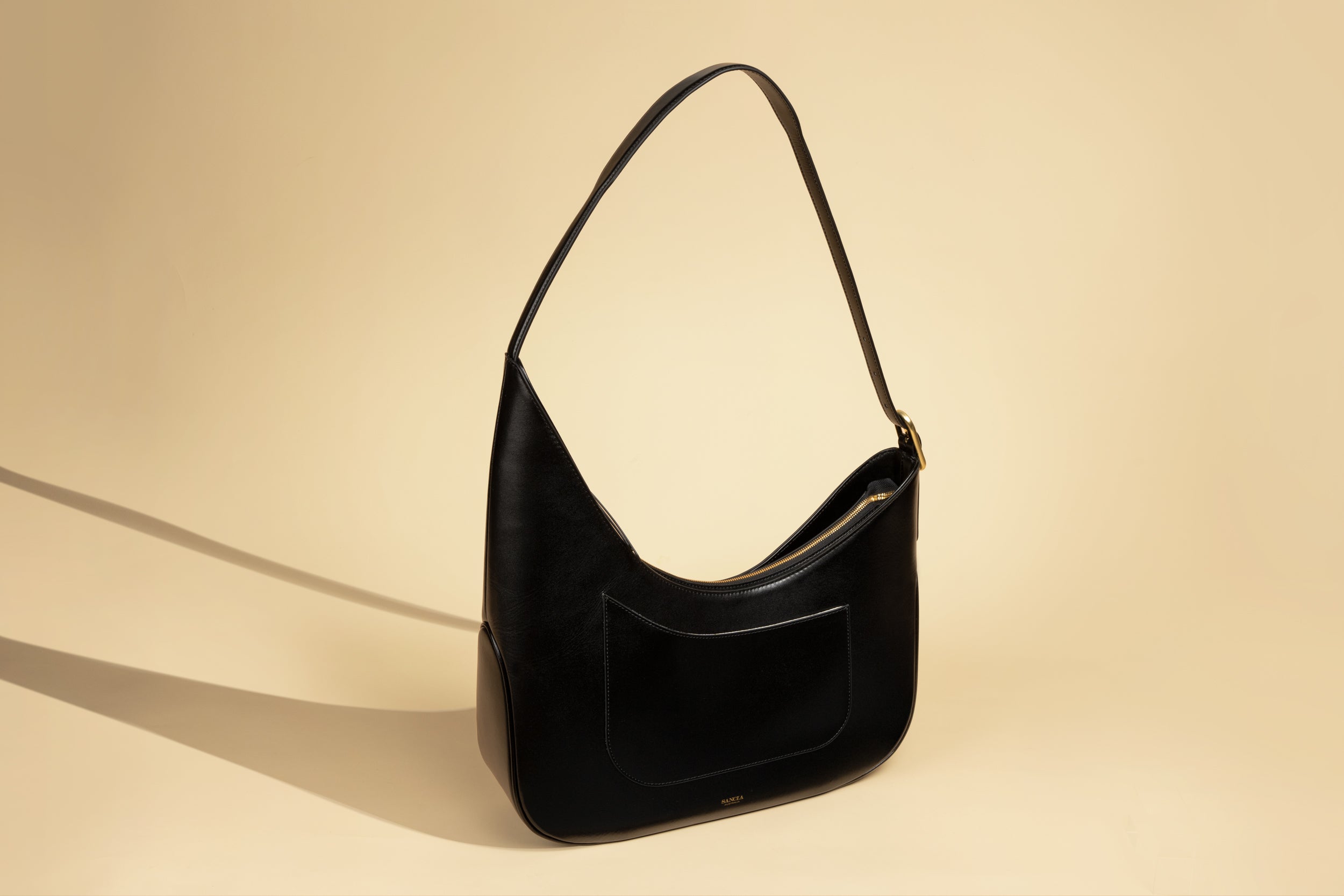 THE AKELA TOTE