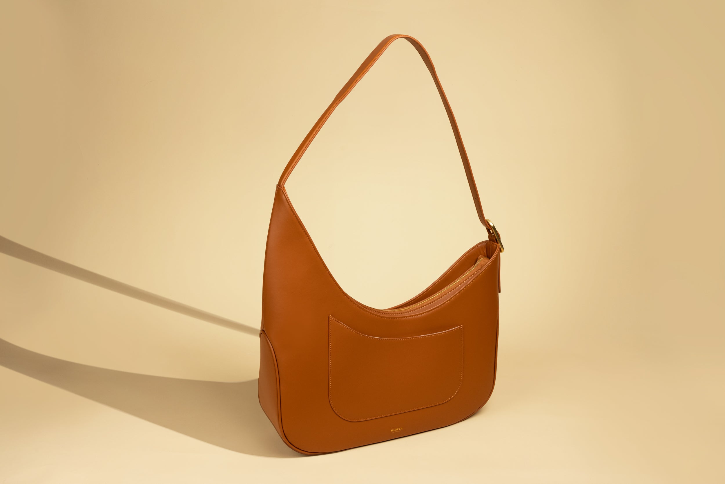 THE AKELA TOTE